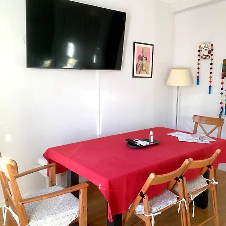 Un Hogar En El Centro Con Parking Gratuito 萨拉戈萨